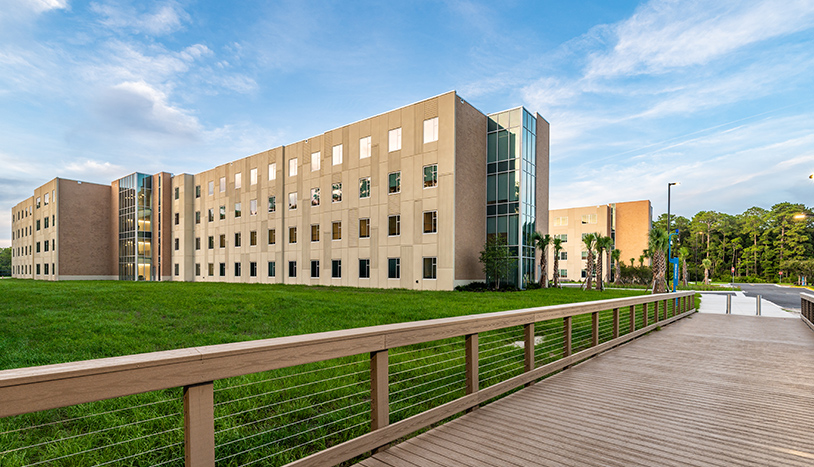 UNF Osprey Ridge AJAX image of the campus and the back side of the building