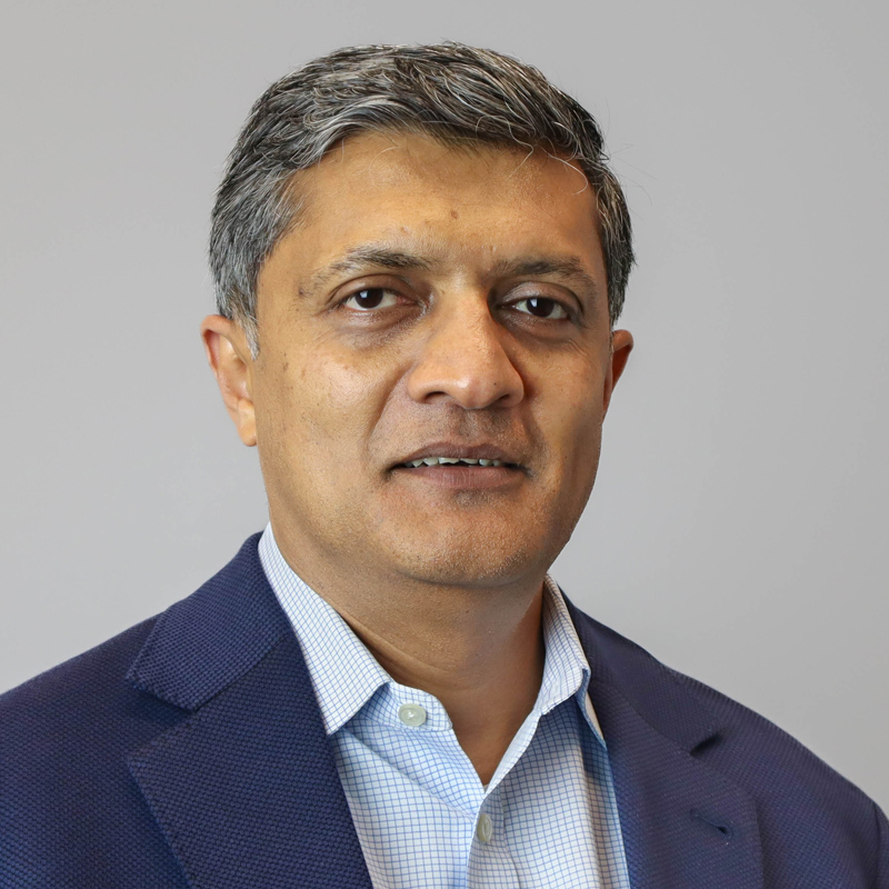 Ravi Shrivastava headshot
